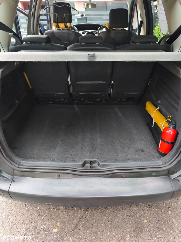 Renault Scenic 1.5 dCi Authentique - 12