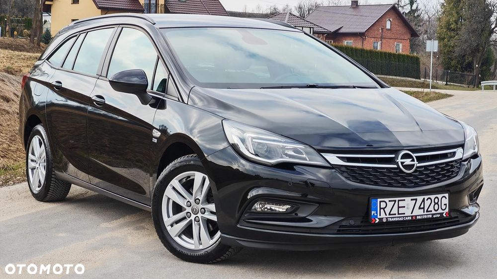 Opel Astra 1.4 Turbo Innovation - 4