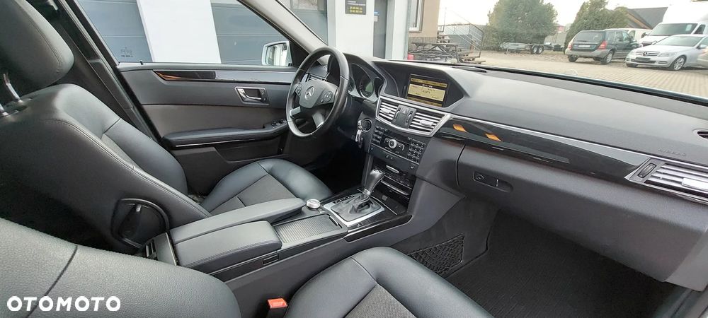 Mercedes-Benz Klasa E - 38