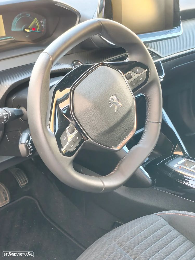 Peugeot e-2008 50 kWh Active Pack - 53