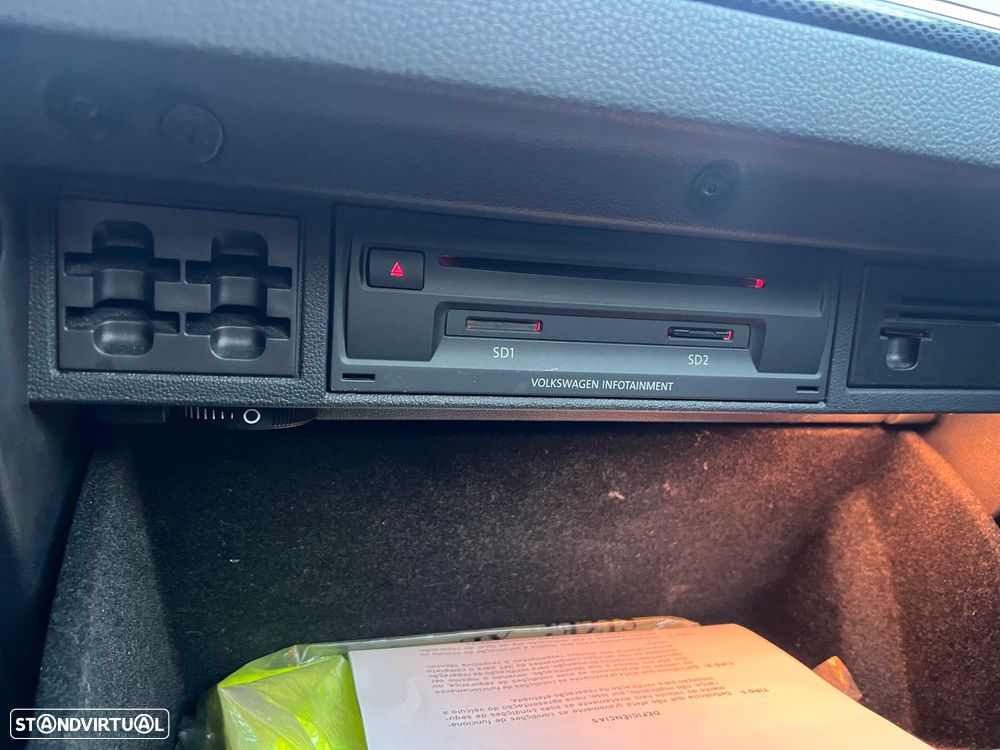 VW Golf 1.6 TDi Highline - 29