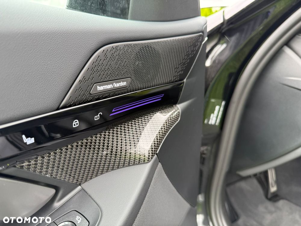 BMW Seria 5 520d xDrive - 27