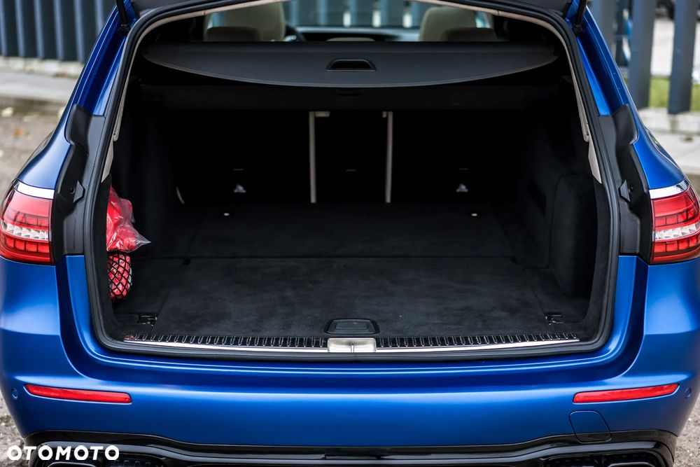 Mercedes-Benz Klasa E AMG 63 S 4Matic+ 9G-TRONIC - 31