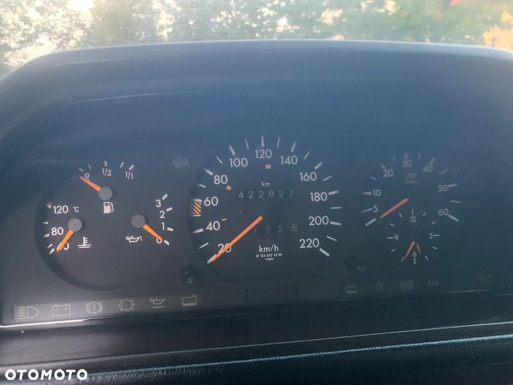 Mercedes-Benz W124 (1984-1993) - 13