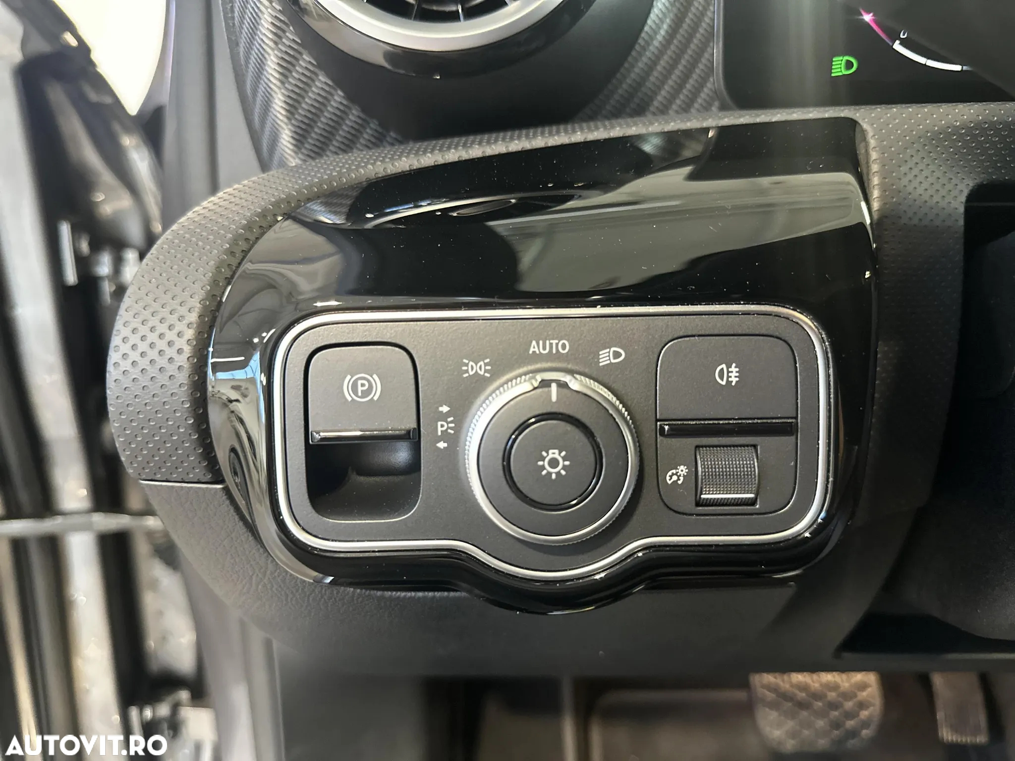 Mercedes-Benz A - 15
