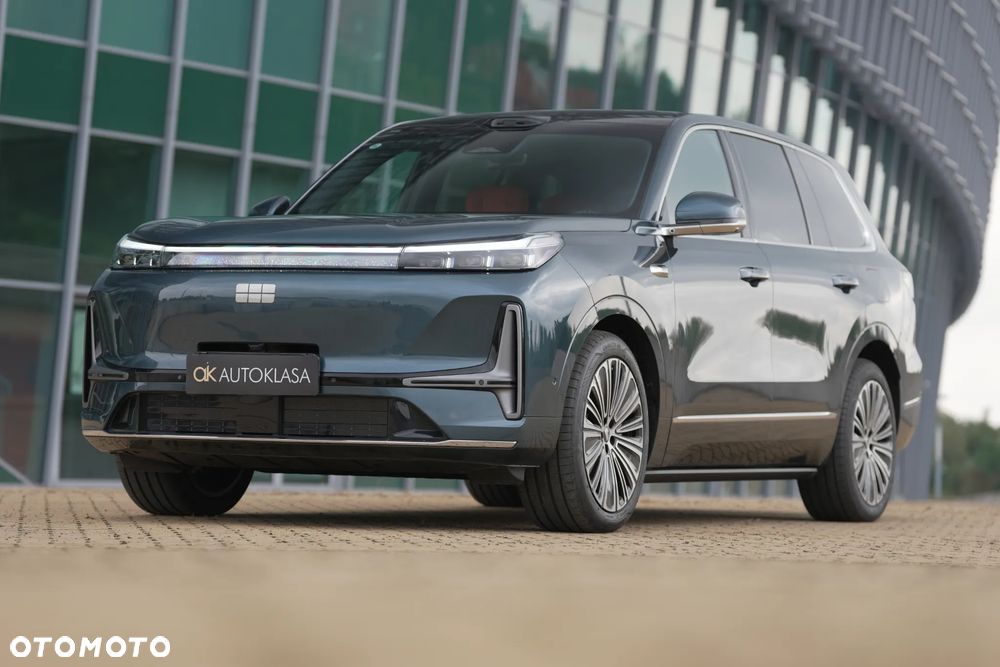 Geely M9 - 12