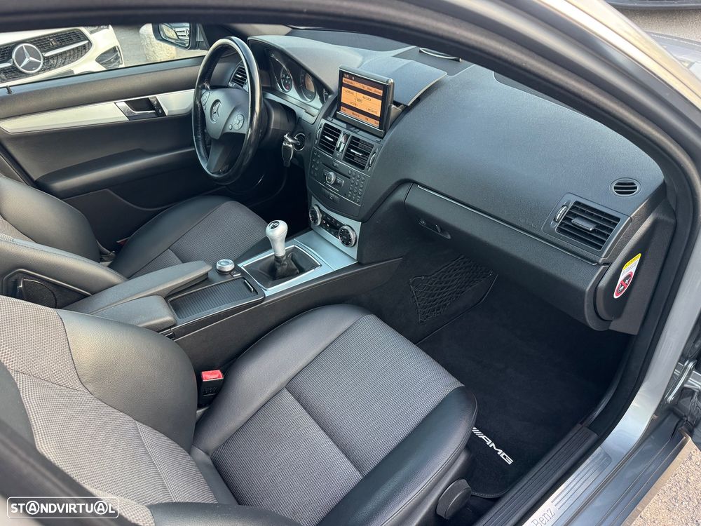 Mercedes-Benz C 220 CDi Avantgarde - 44