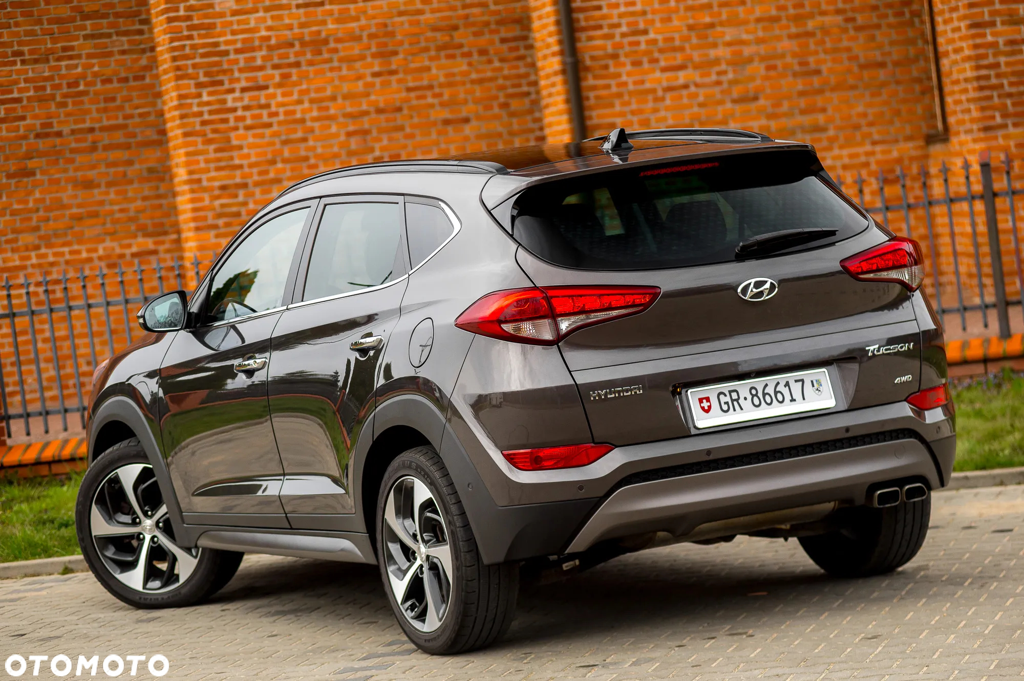 Hyundai Tucson 2.0 CRDi 4WD Automatik Passion Plus - 10