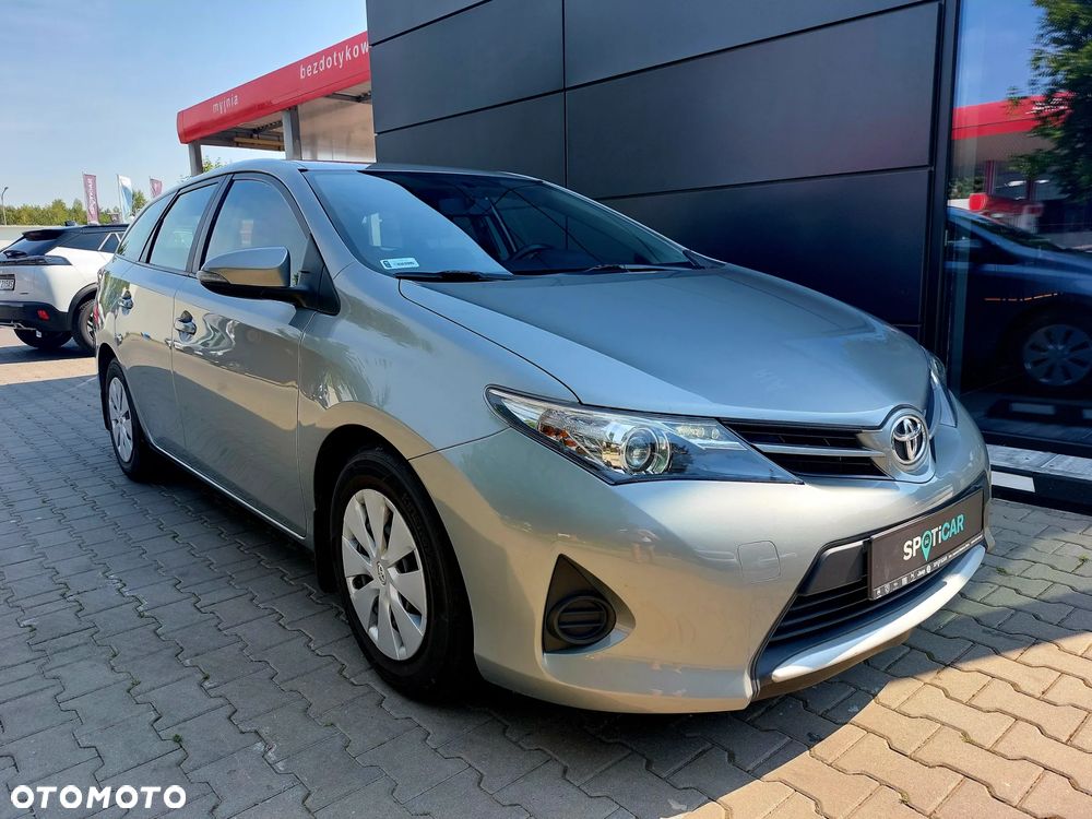 Toyota Auris 1.4 D-4D Active - 4