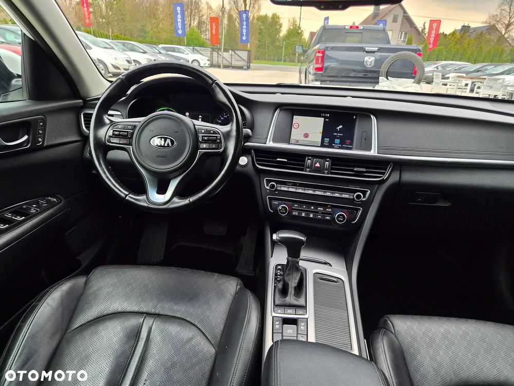 Kia Optima - 8