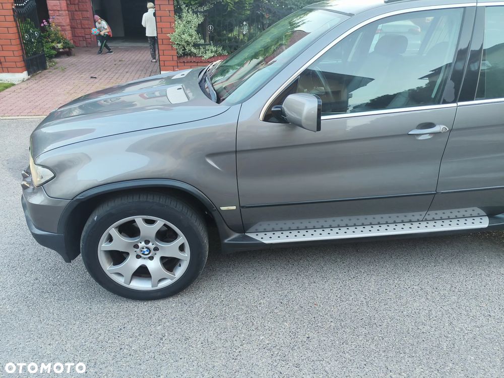 BMW X5 4.4 i Edition Exclusive Sport - 28
