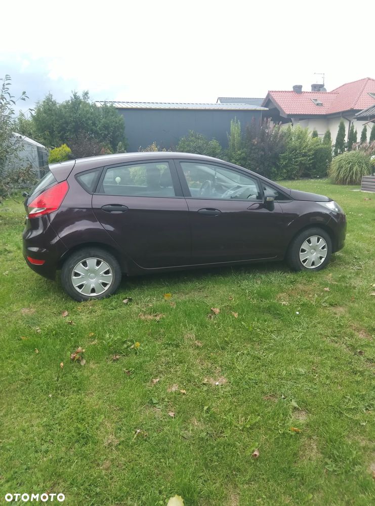 Ford Fiesta 2009 photo 3