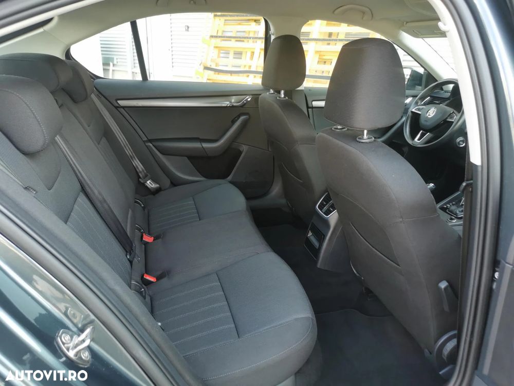 Skoda Octavia 1.5 TSI DSG MHEV Style - 14