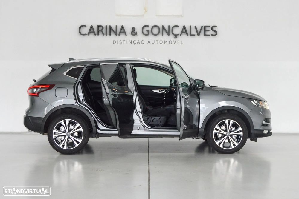 Nissan Qashqai 1.6 dCi N-Connecta - 24