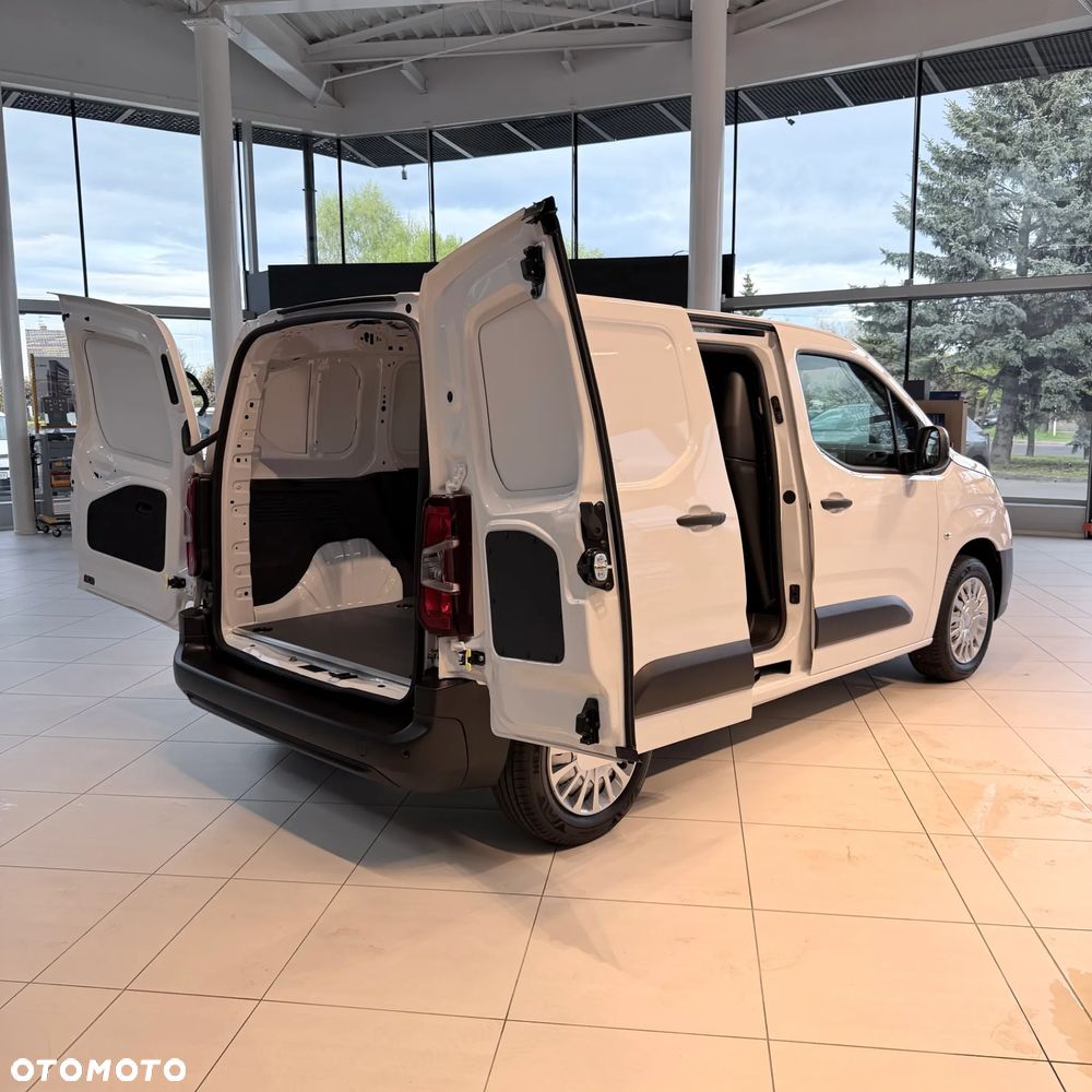 Toyota Proace CITY Standard VAN - 8