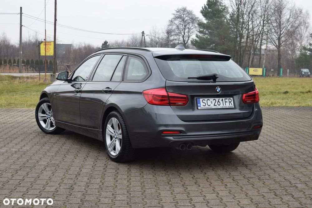 BMW Seria 3 320d xDrive Sport Line - 5