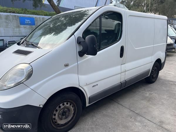 Para Peças Renault Trafic Ii Caixa (Fl) - 2