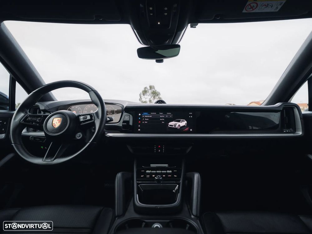 Porsche Cayenne Coupé E-Hybrid - 16
