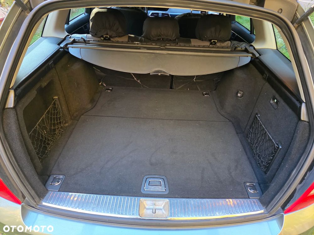 Mercedes-Benz Klasa C 200 T CDI DPF BlueEFFICIENCY Avantgarde - 7