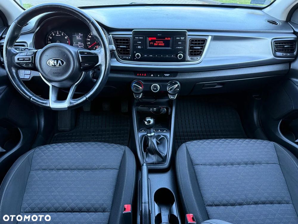 Kia Rio 1.2 M - 21