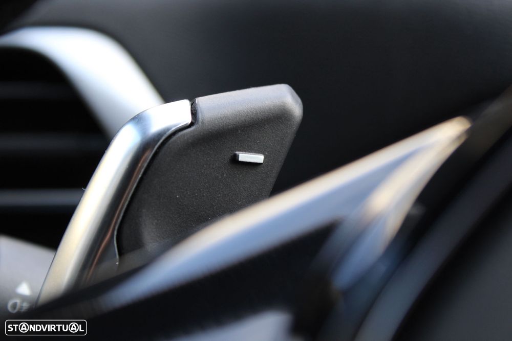 Peugeot 3008 1.2 PureTech GT Line EAT8 - 17