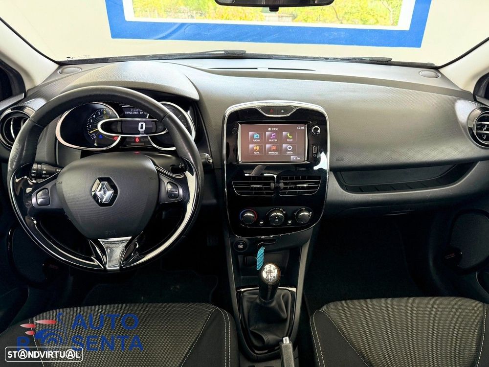 Renault Clio Break 1.2 16V Confort - 10