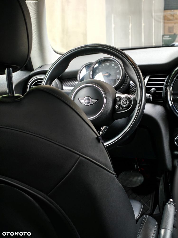 MINI Cooper S Standard - 17