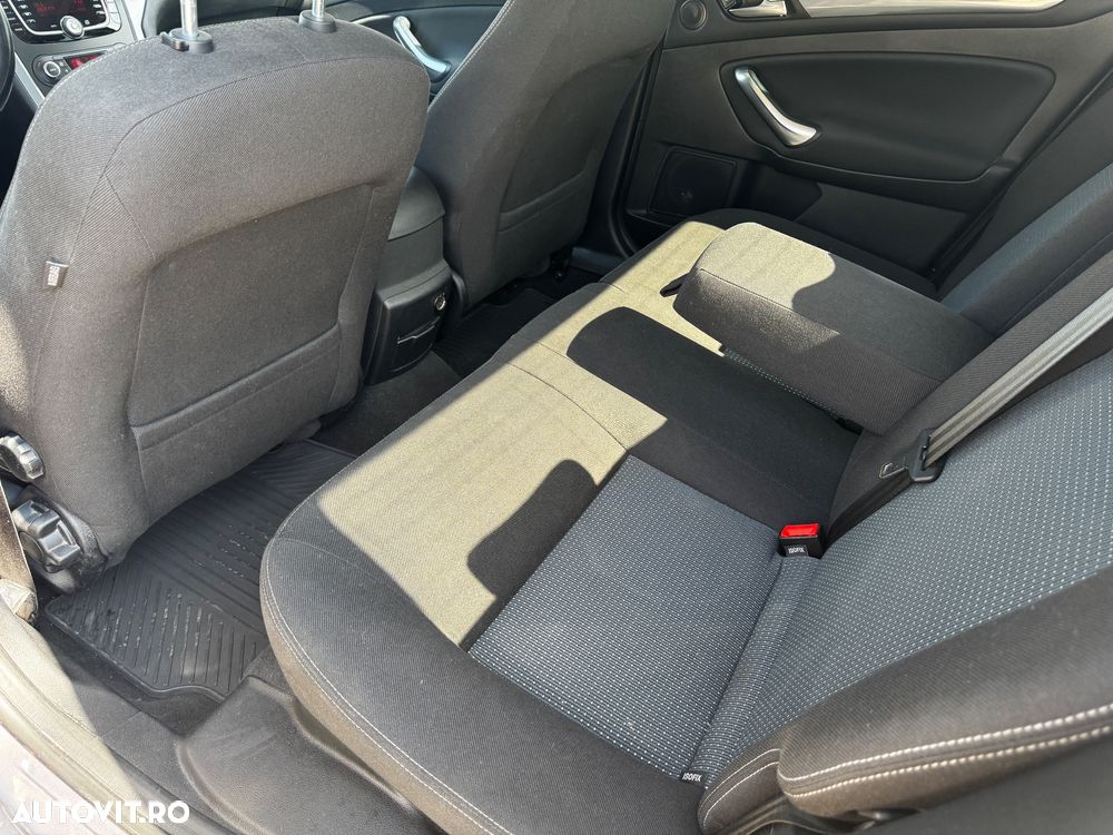 Ford Mondeo 2.0 Duratorq TDCi Powershift Titanium - 11
