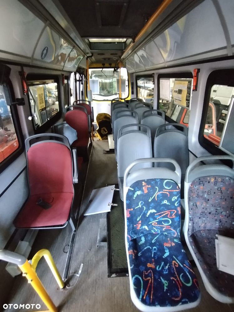 Mercedes-Benz SPRINTER 519 CDI - 13