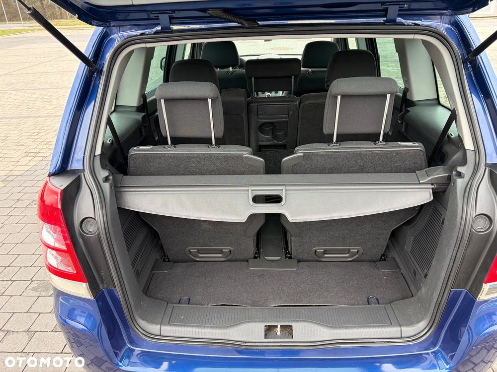 Opel Zafira 1.6 ecoFLEX Family - 30