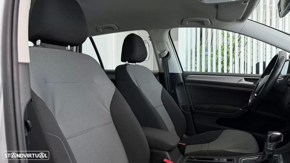 VW e-Golf AC/DC - 24