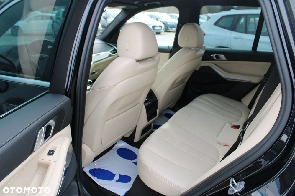 BMW X5 - 16