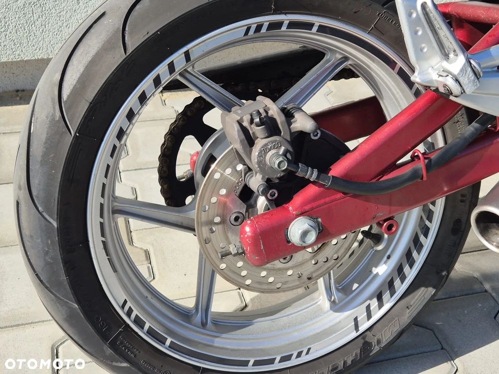 Kawasaki ER - 12