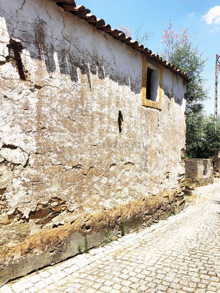 Casa Rural para Reconstrução Total – Chão da Velha, São Matias, Nisa - Grande imagem: 4/9