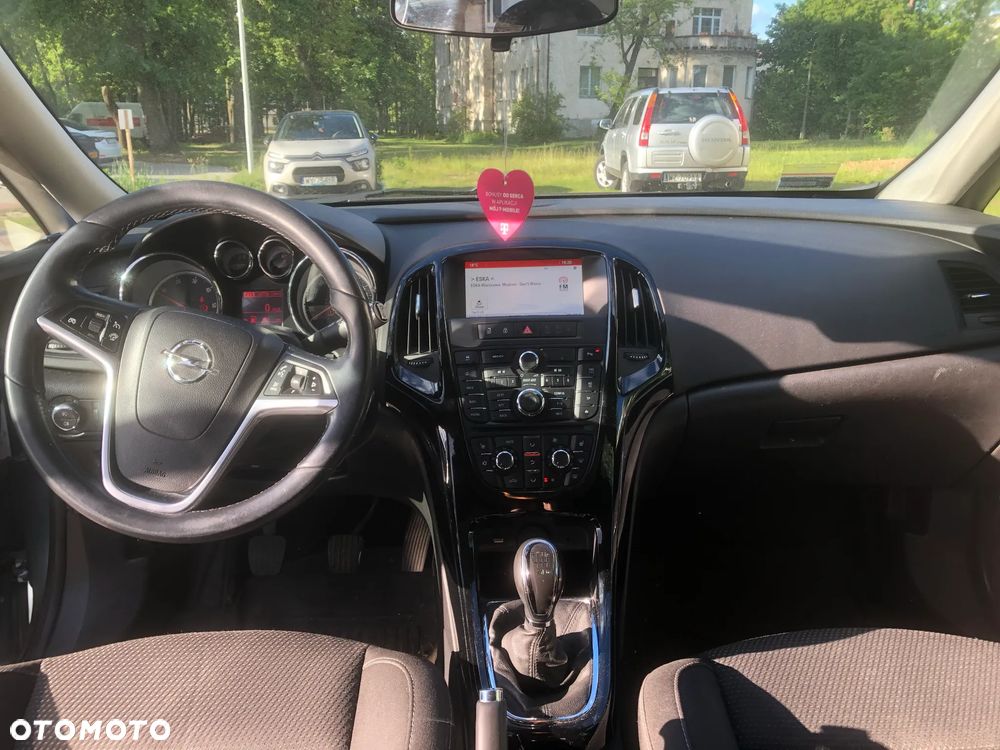 Opel Astra IV 1.6 CDTI Cosmo - 14