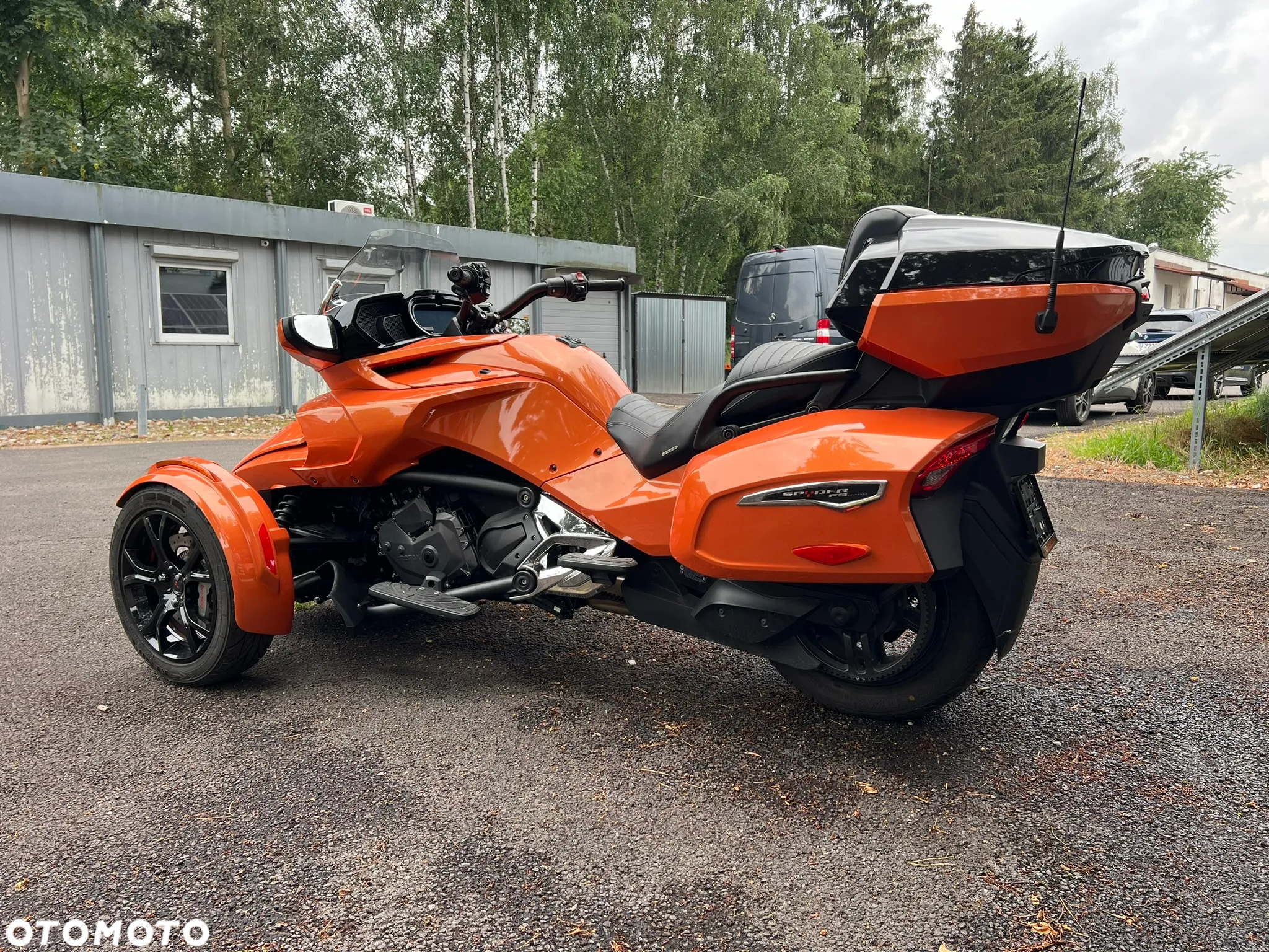 Can-Am Spyder - 8