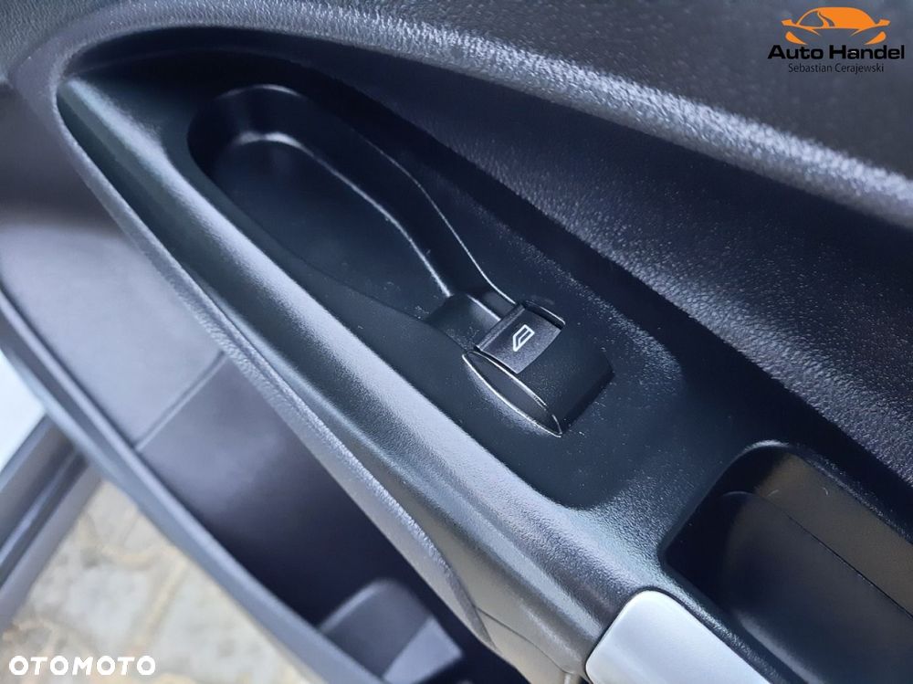 Ford Transit Connect - 40