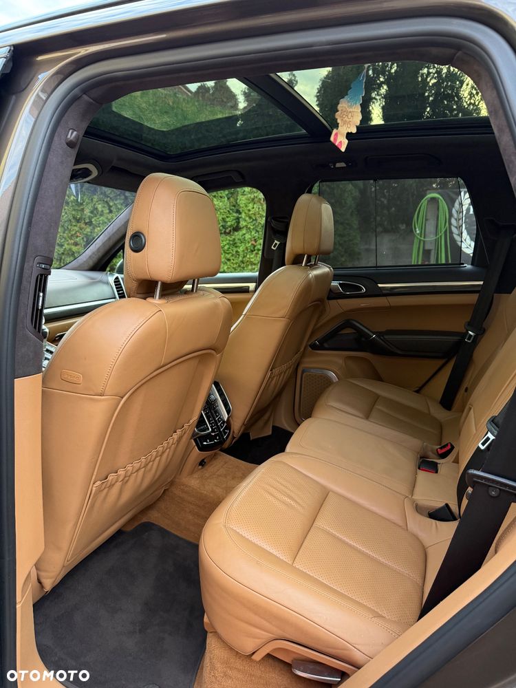 Porsche Cayenne S Diesel - 23