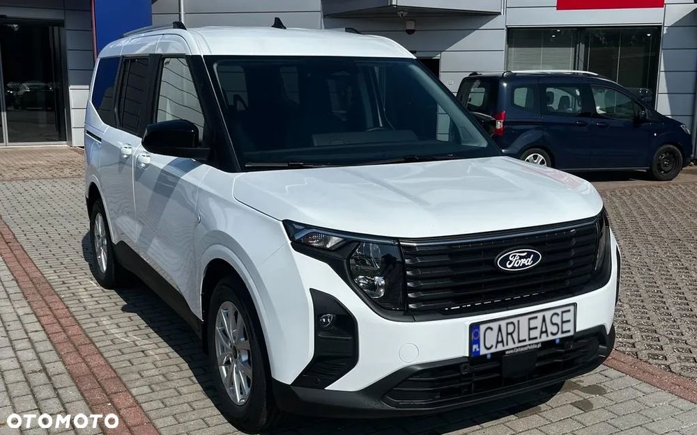 Ford Tourneo Courier 1.0 EcoBoost Titanium - 4