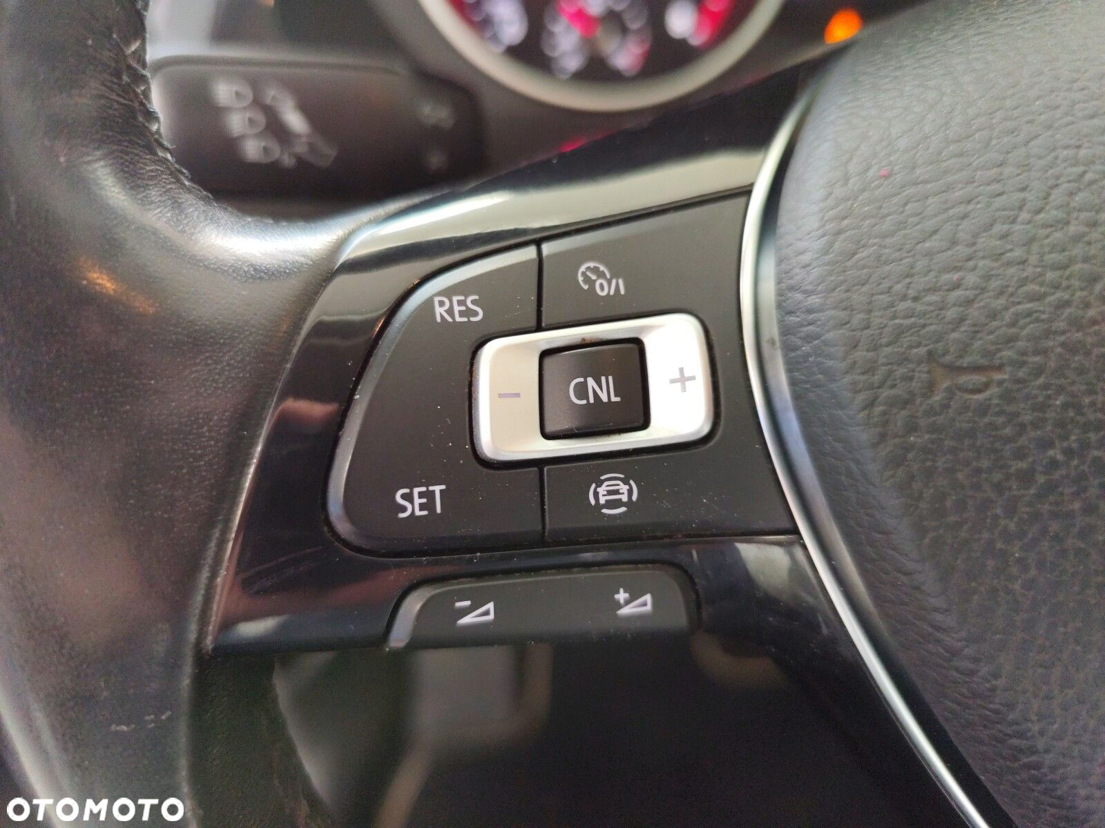 Volkswagen Tiguan - 20