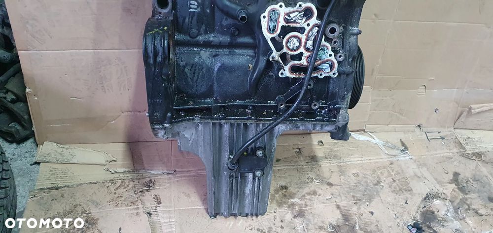 Silnik blok silnika słupek Mercedes A-Klasa W169 2.0 CDI 640940 - 5