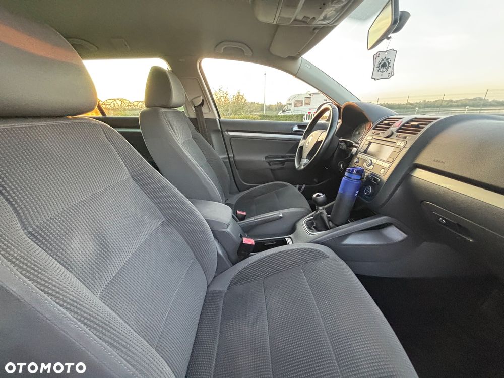 Volkswagen Golf 1.9 TDI DPF Trendline - 5
