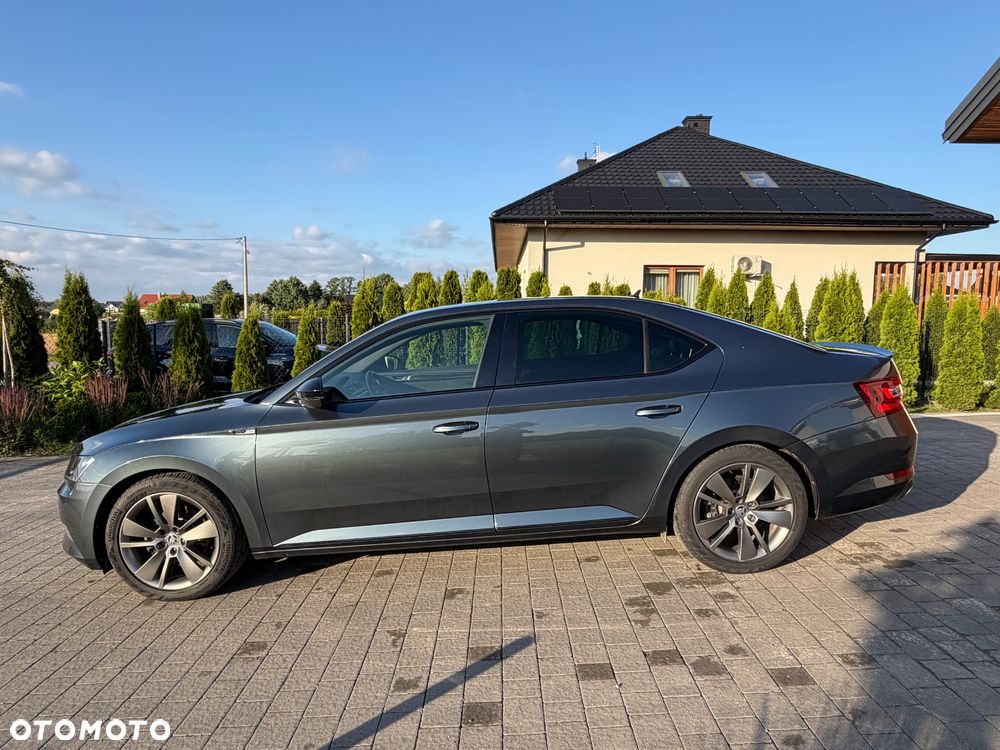 Skoda Superb 1.4 TSI ACT Sportline DSG - 5