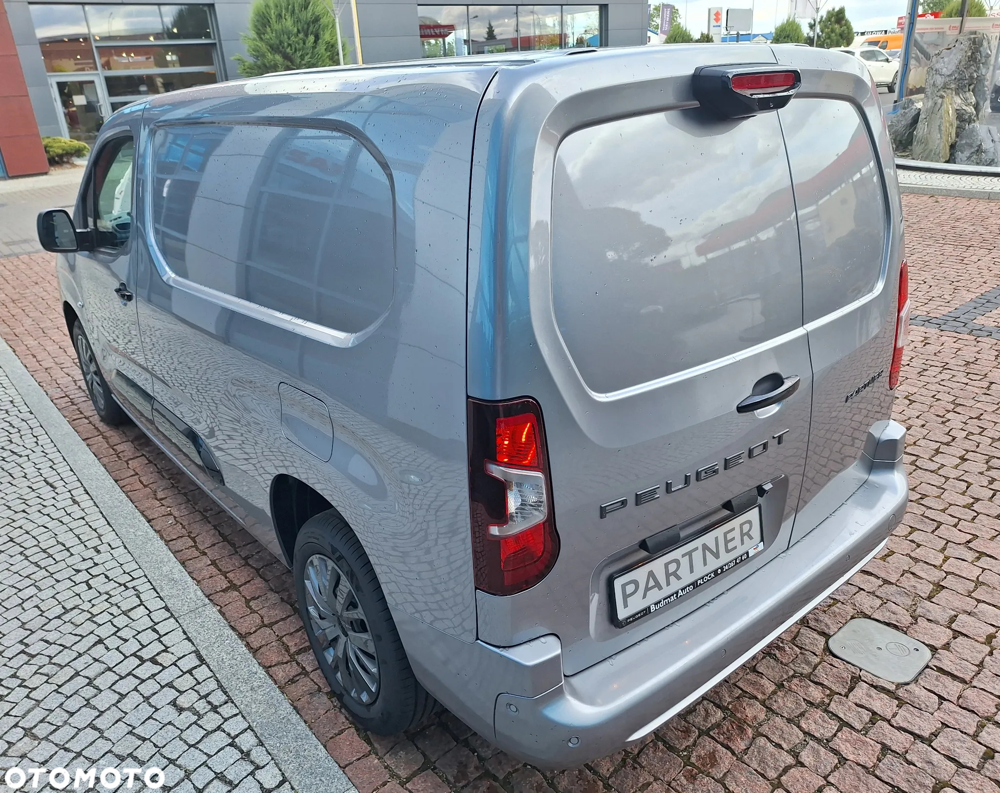 Peugeot Partner Furgon Long 950kg BlueHDi 130 KM S&S EAT8 - 6