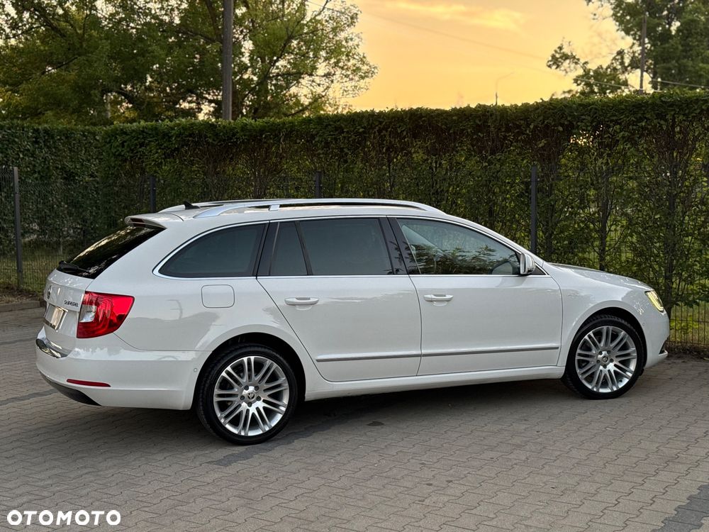 Skoda Superb 2.0 TDI DSG L&K - 23