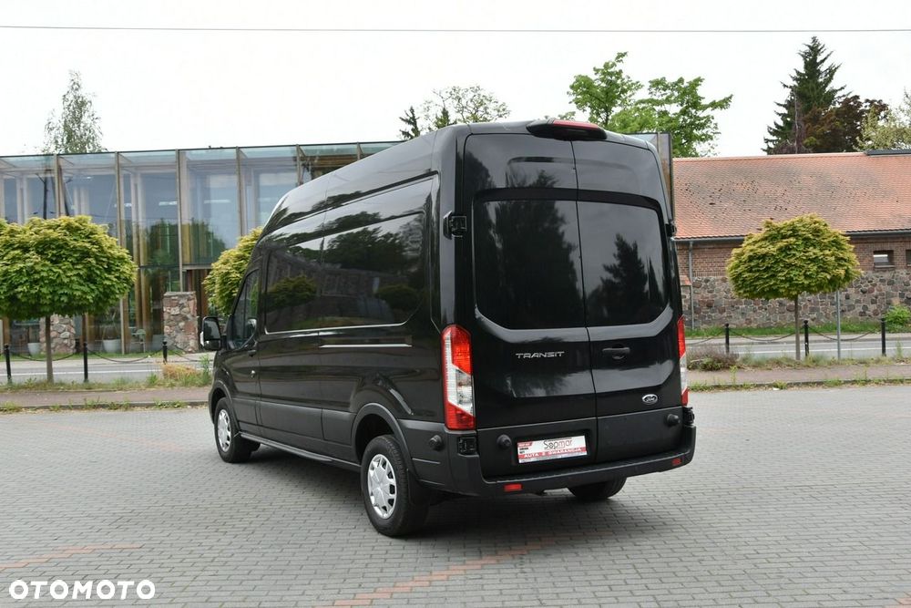 Ford Transit - 32