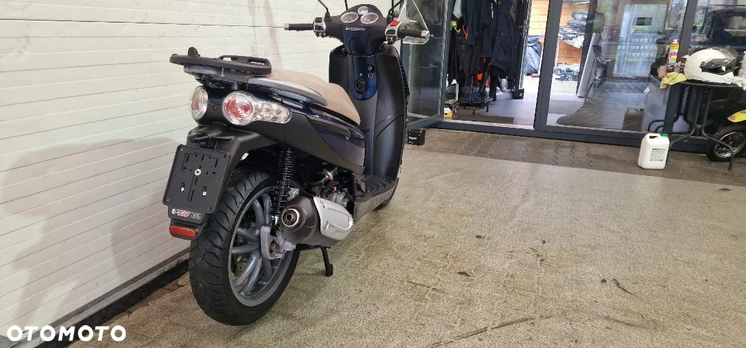 Piaggio Carnaby - 17