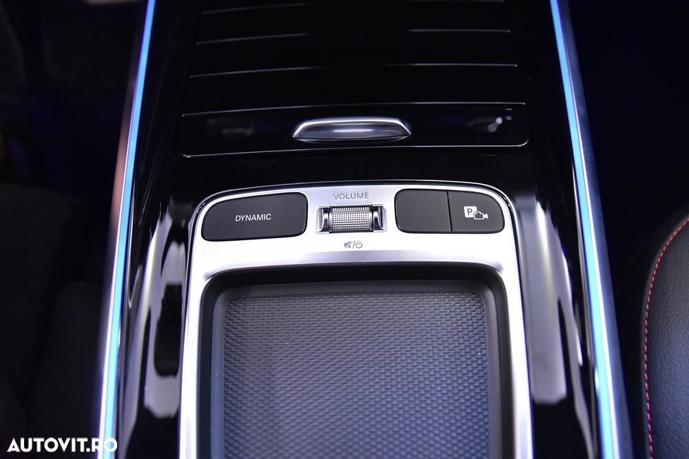 Mercedes-Benz GLB 220 4MATIC MHEV Aut. - 17