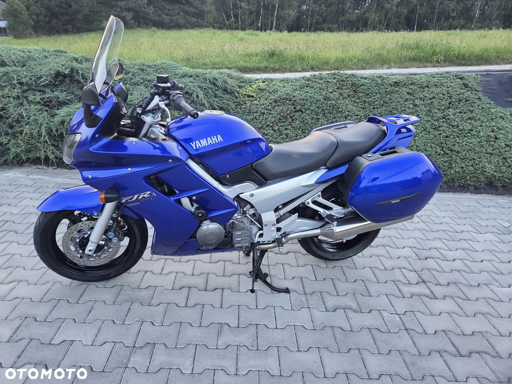 Yamaha FJR - 7