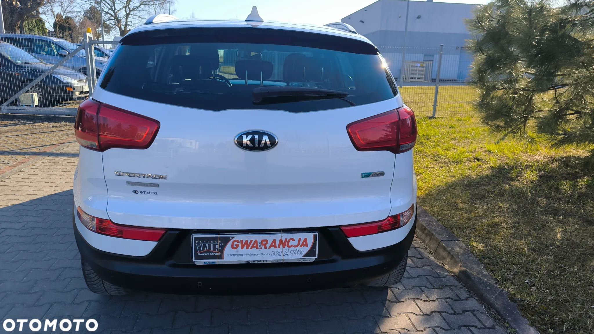 Kia Sportage 1.7 CRDI 2WD ISG Dream-Team Edition - 14